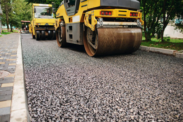 Best Local Driveway Pavers  in Abingdon, IL